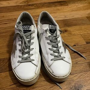 Gently worn Golden goose high stars size 37